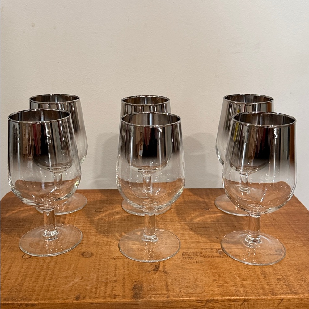MCM Dorothy Thorpe Style Silver Fade Ombré Rim Wine Glass set of 6